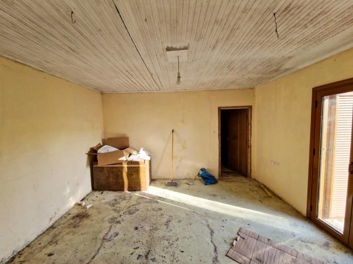 Image No.11-Maison de village de 1 chambre à vendre à Fres