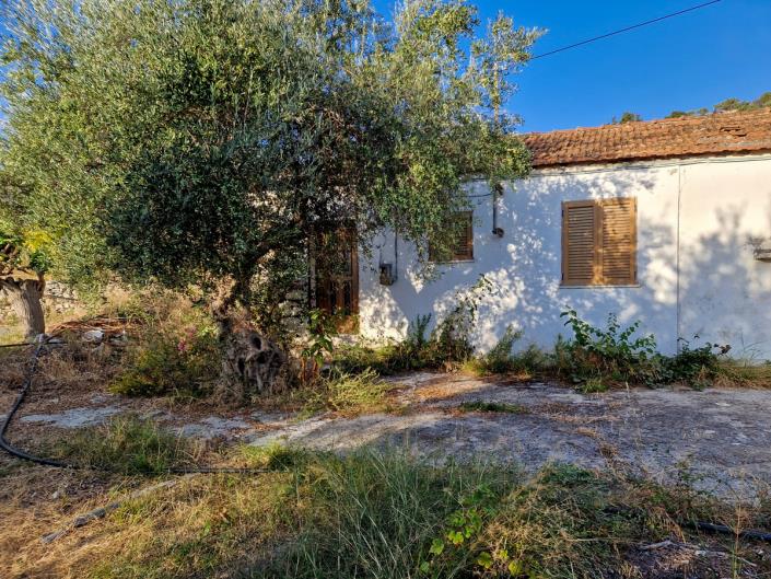 Image No.18-Maison de village de 1 chambre à vendre à Fres