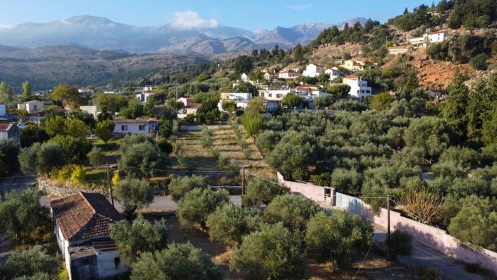 Image No.30-Maison de village de 1 chambre à vendre à Fres