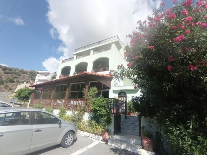 Image No.36-Un hôtel de 12 chambres à vendre à Rodakino