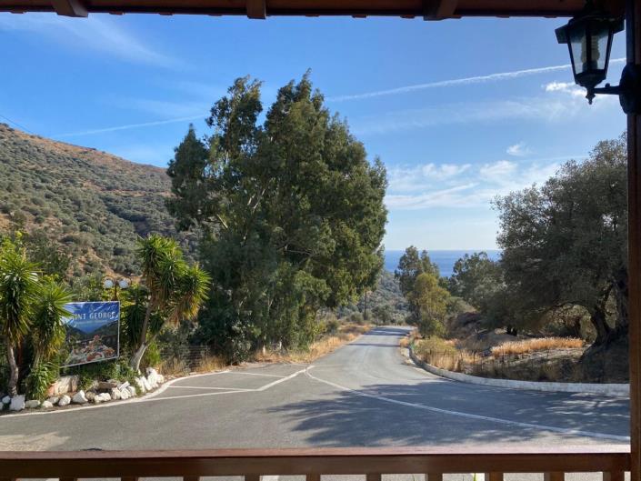 Image No.38-Un hôtel de 12 chambres à vendre à Rodakino