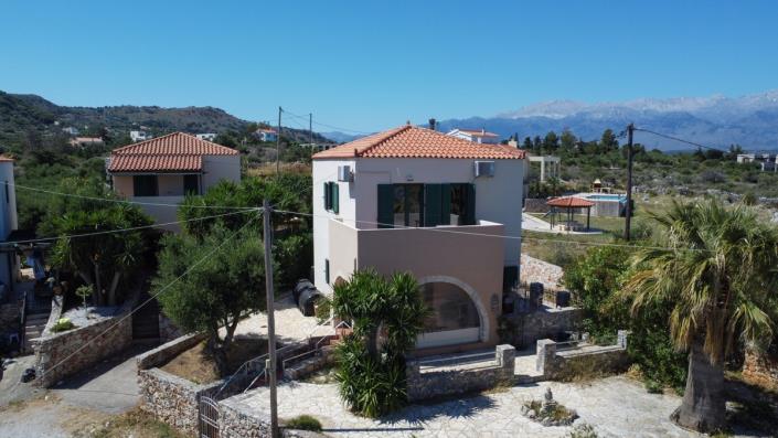 Image No.2-Maison / Villa de 2 chambres à vendre à Kokkino Horio