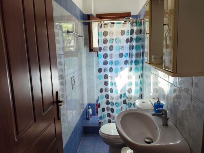 Image No.18-2 Bed Bungalow for sale