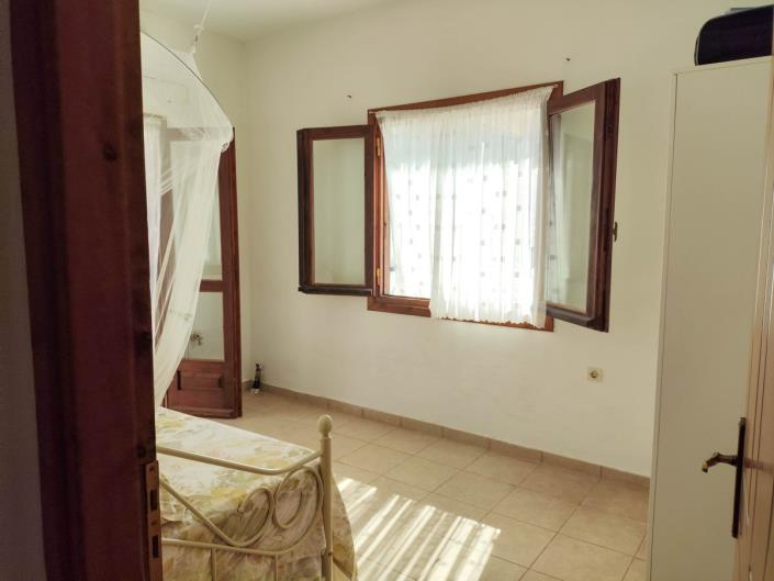 Image No.25-2 Bed Bungalow for sale