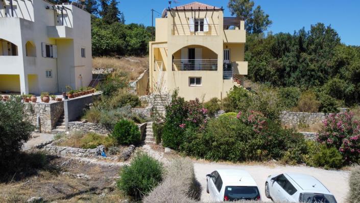 Image No.52-3 Bed Villa / Detached for sale