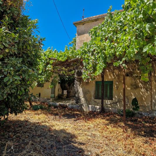 Image No.2-Maison de village de 1 chambre à vendre à Vamos