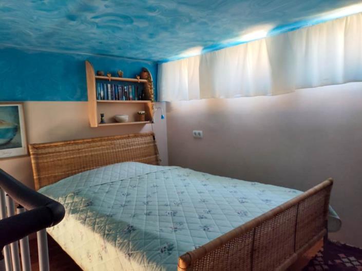 Image No.26-5 Bed House for sale