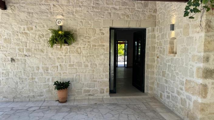 Image No.4-Maison / Villa de 4 chambres à vendre à Kournas