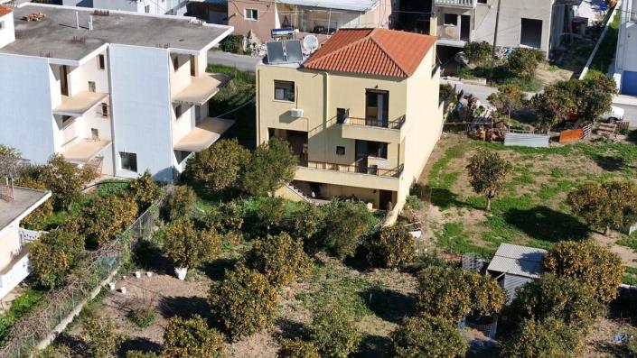 Image No.24-3 Bed Maisonette for sale