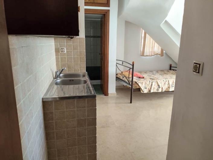 Image No.9-4 Bed House for sale