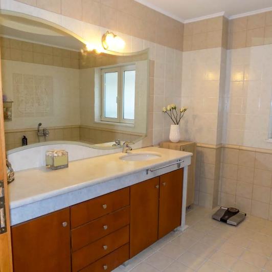 Image No.9-Maison / Villa de 8 chambres à vendre à Agios Onoufrios