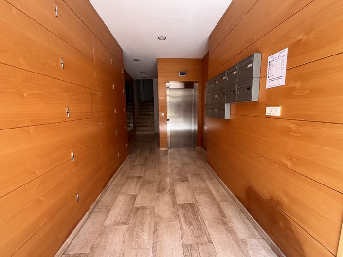 Image No.24-4 Bed Apartment for sale