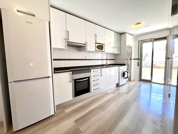 Image No.3-4 Bed Apartment for sale