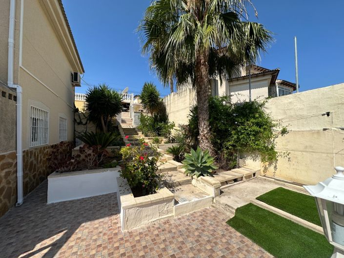 Image No.25-3 Bed Villa for sale