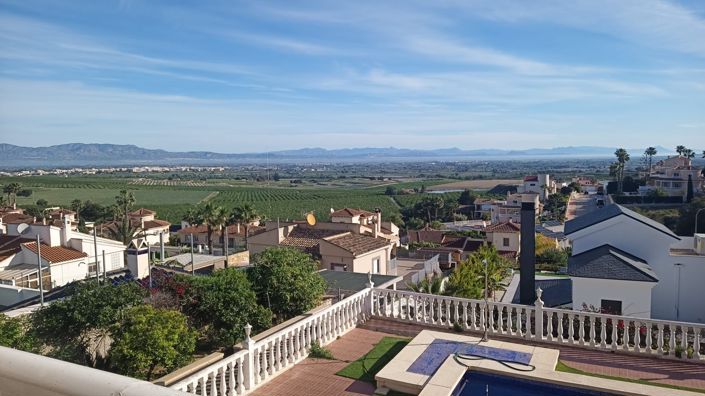 Image No.9-3 Bed Villa for sale