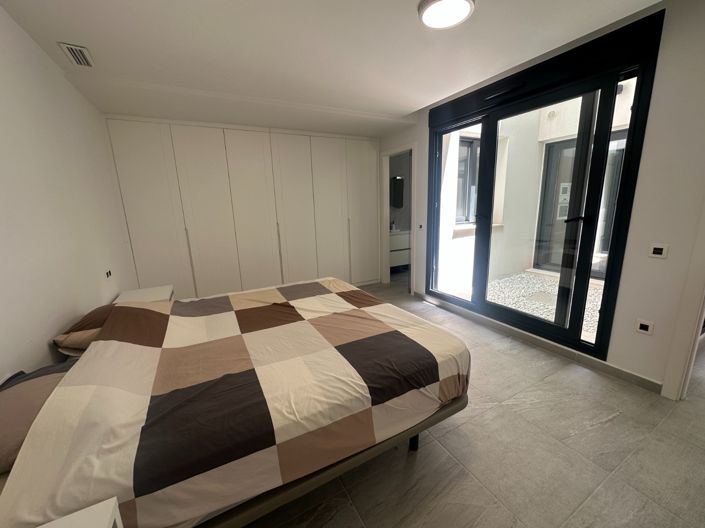 Image No.11-Villa de 5 chambres à vendre à San Miguel de Salinas