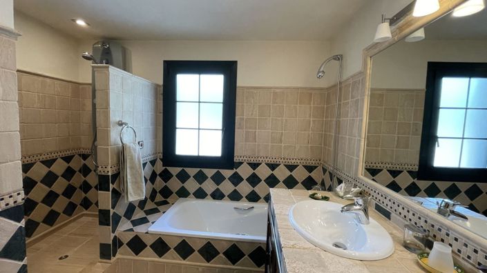 Image No.13-Maison de campagne de 5 chambres à vendre à Antequera