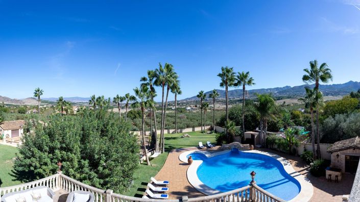 Image No.3-Maison de campagne de 8 chambres à vendre à Alhaurín de la Torre