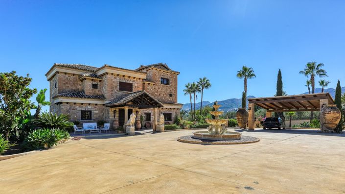 Image No.4-Maison de campagne de 8 chambres à vendre à Alhaurín de la Torre