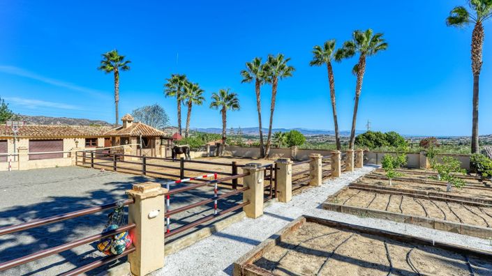 Image No.49-Maison de campagne de 8 chambres à vendre à Alhaurín de la Torre