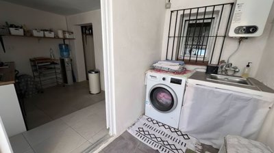 b27dd3f5e4a9f3b3a2cc3a1bb6411c4078056da5346