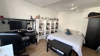 12e009e95974a9a47d9e3a1bb641278b780320ddd31