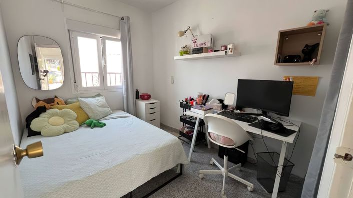 Image No.22-5 Bed Townhouse for sale