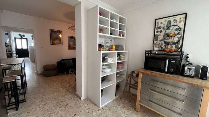 Image No.8-5 Bed Townhouse for sale