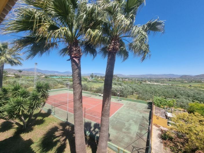 Image No.4-Maison de campagne de 9 chambres à vendre à Alhaurín el Grande