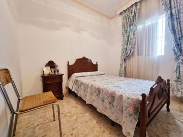 d92d7c2d9a77ff9ba2e13a1c2710f748780461cc899