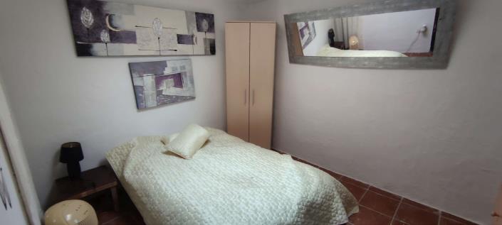 Image No.39-4 Bed Country House for sale