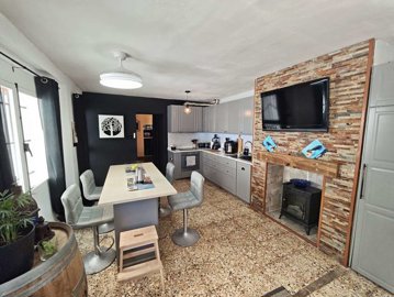 34696-town-house-for-sale-in-pinoso-2270743-l