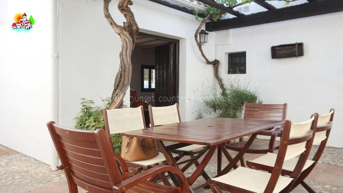 Image No.8-Propriété de pays de 6 chambres à vendre à Iznájar