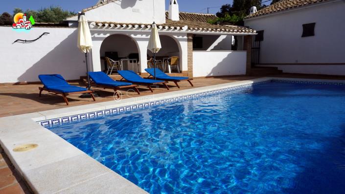 Image No.20-Propriété de pays de 6 chambres à vendre à Iznájar