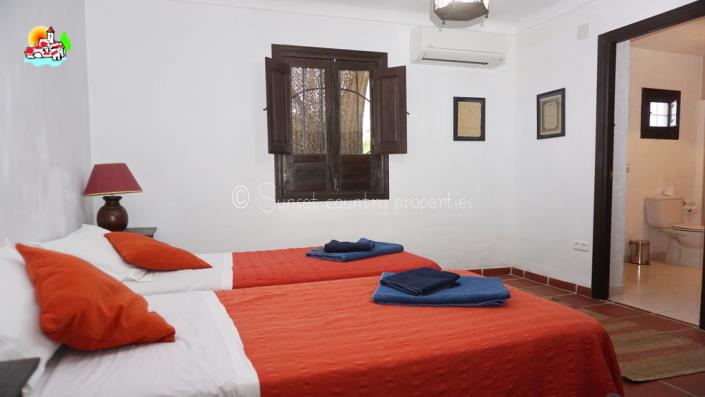 Image No.32-Propriété de pays de 6 chambres à vendre à Iznájar