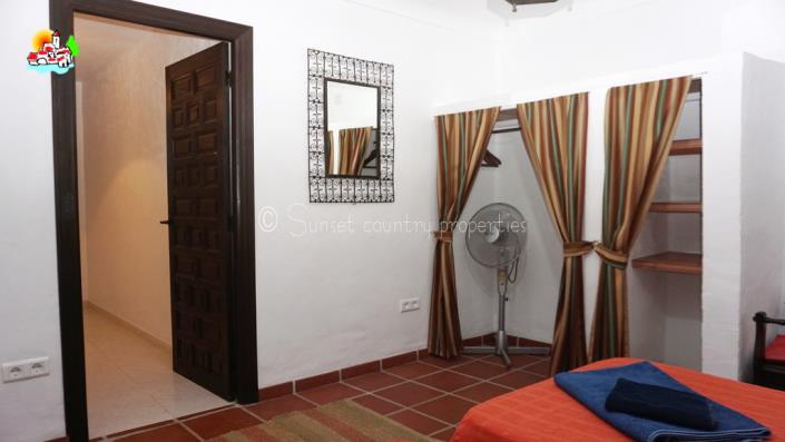 Image No.33-Propriété de pays de 6 chambres à vendre à Iznájar