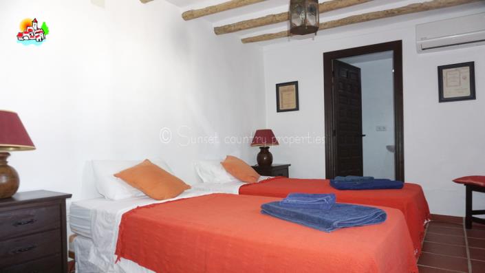 Image No.38-Propriété de pays de 6 chambres à vendre à Iznájar