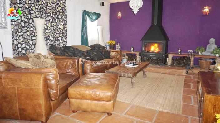 Image No.6-Propriété de pays de 7 chambres à vendre à Iznájar