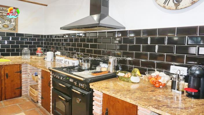 Image No.8-Propriété de pays de 7 chambres à vendre à Iznájar