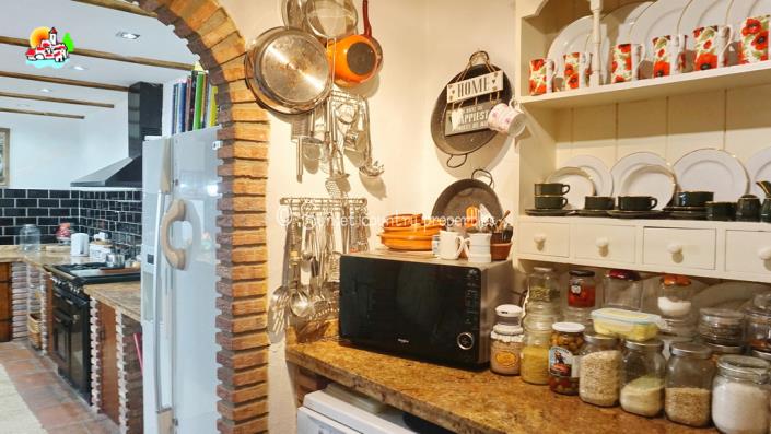 Image No.10-Propriété de pays de 7 chambres à vendre à Iznájar