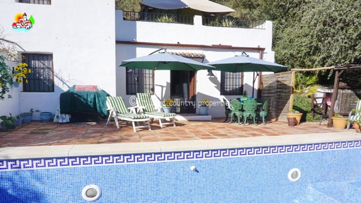 Image No.30-Propriété de pays de 7 chambres à vendre à Iznájar