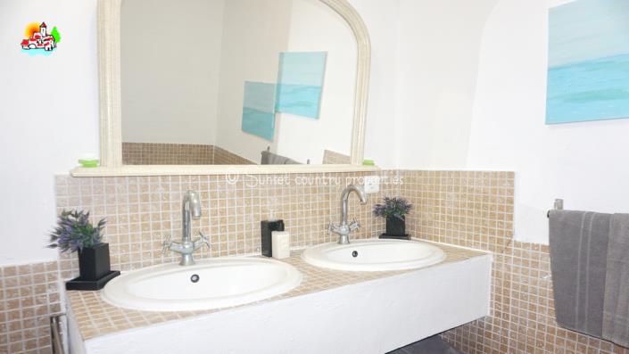 Image No.36-Propriété de pays de 7 chambres à vendre à Iznájar