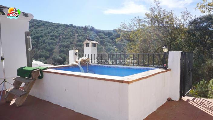 Image No.43-Propriété de pays de 7 chambres à vendre à Iznájar