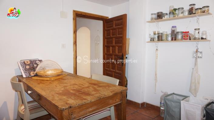 Image No.12-Propriété de pays de 4 chambres à vendre à Iznájar