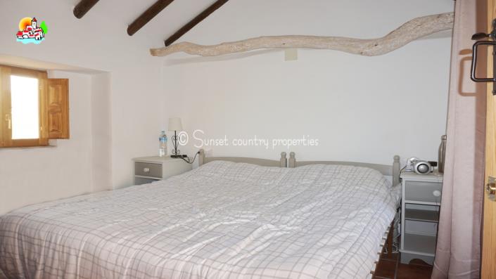 Image No.30-Propriété de pays de 4 chambres à vendre à Iznájar