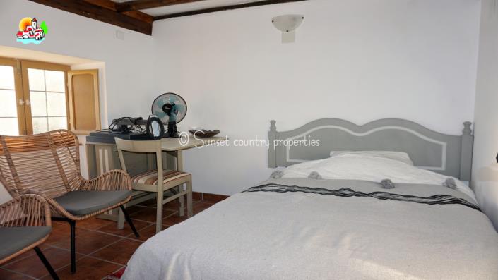 Image No.38-Propriété de pays de 4 chambres à vendre à Iznájar