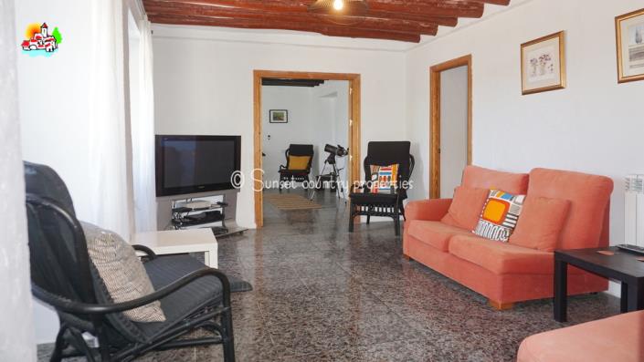 Image No.5-Maison de campagne de 4 chambres à vendre à Iznájar