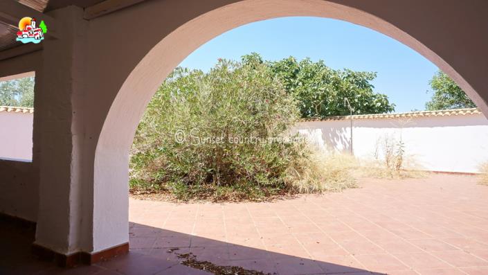 Image No.33-Maison de campagne de 4 chambres à vendre à Iznájar