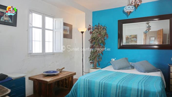 Image No.24-Maison de campagne de 5 chambres à vendre à Algarinejo