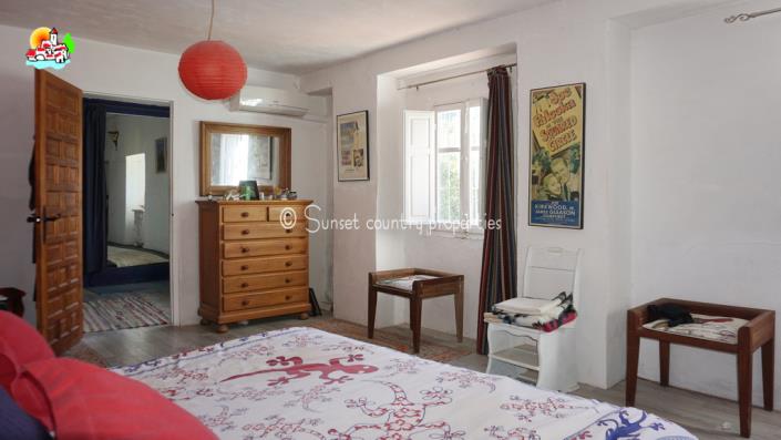 Image No.28-Maison de campagne de 5 chambres à vendre à Algarinejo